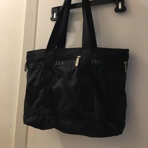 Le SportSac shoulder bag