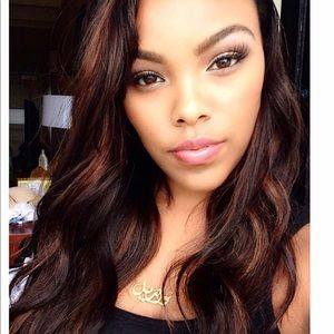 Meet your Posher, Samantha