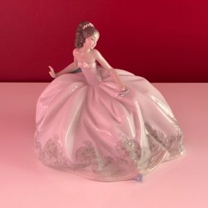 Liadro Woman At The Ball