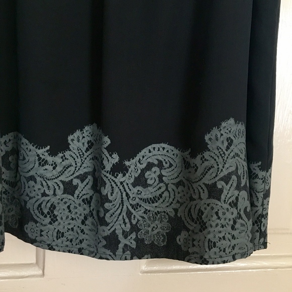 🌙 Silk Slip Dress ✨ - Picture 4 of 6