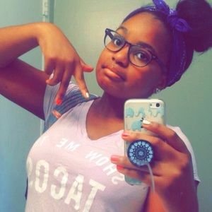 Meet your Posher, Hannah