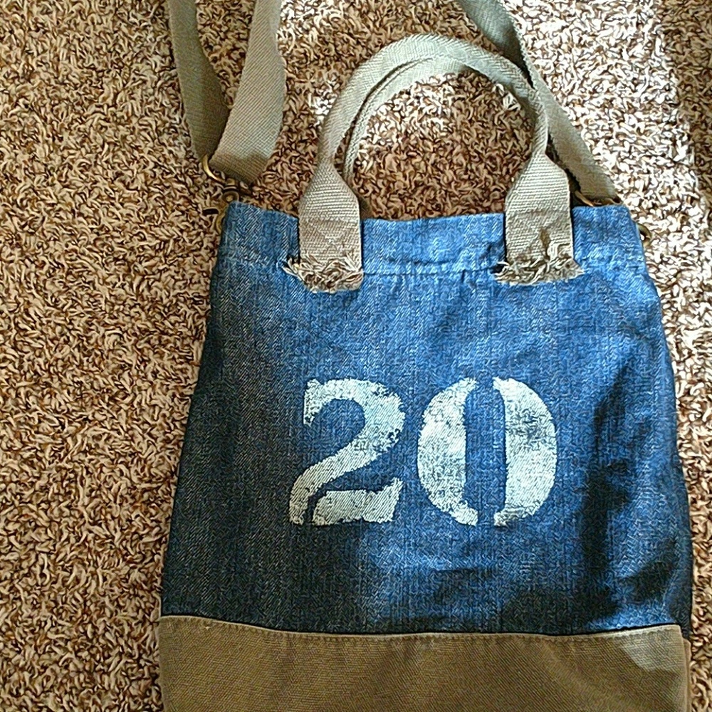 Crossbody bag