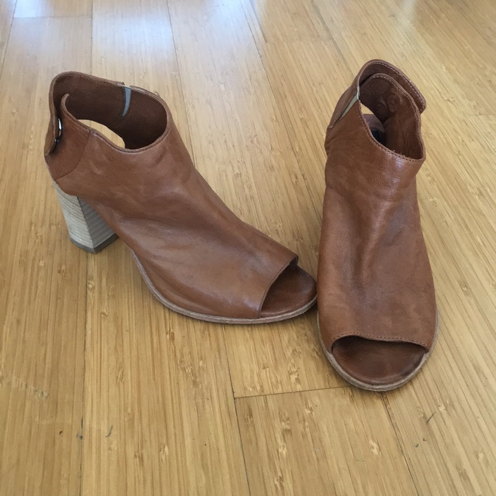 Steven leather heels