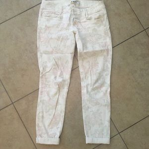 Jolt Cream denim with flower detailing