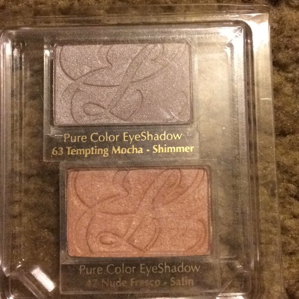 ESTÉE LAUDER EYESHADOW DUO