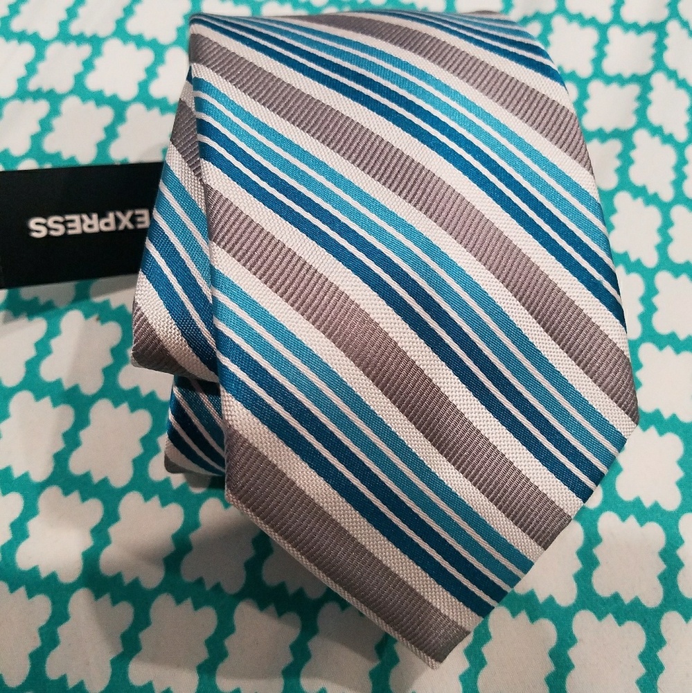 New Men's Express Diagonal Stripe Slim Silk Tie