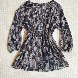 A Pea in a Pod Sheer 3/4 Sleeve Maternity Blouse