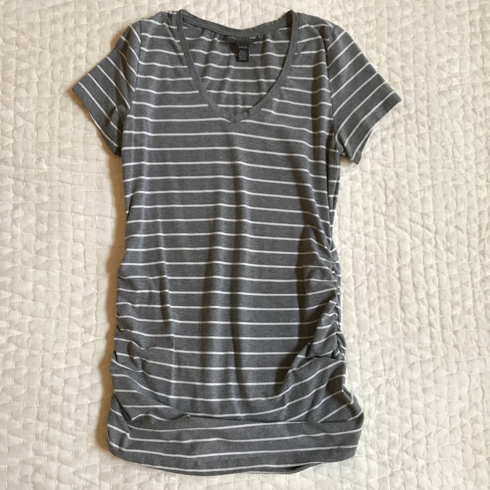 A Pea in a Pod Maternity Short Sleeve T-shirt