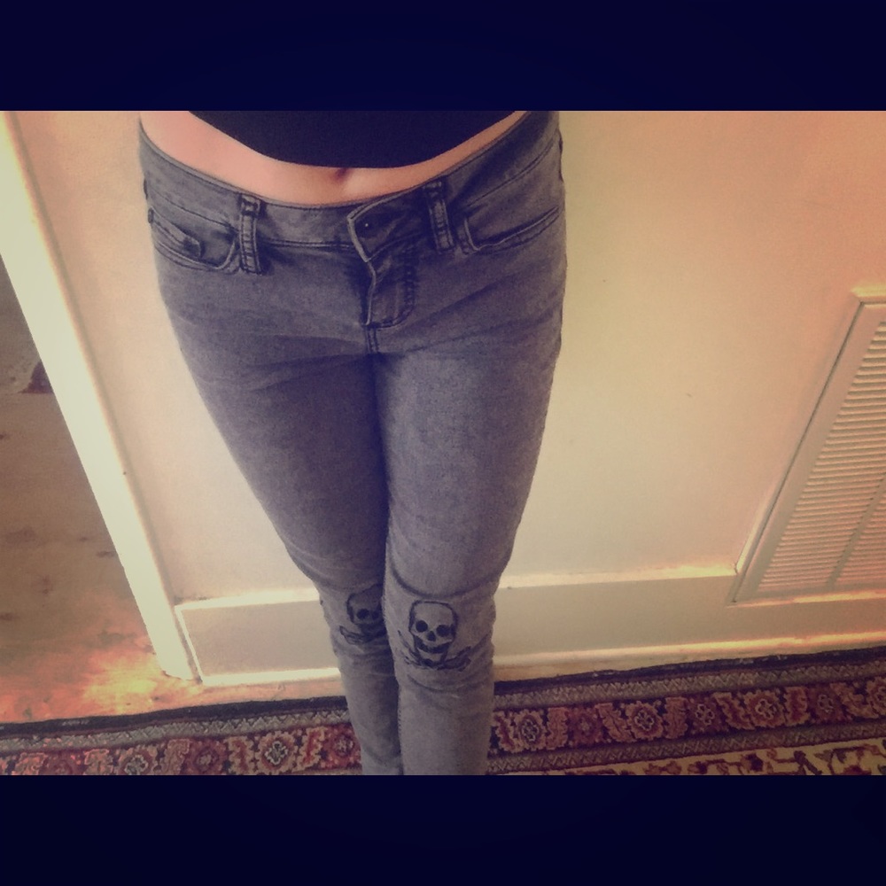 ☠️💀Skull Jeans💀☠️