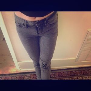 ☠️💀Skull Jeans💀☠️