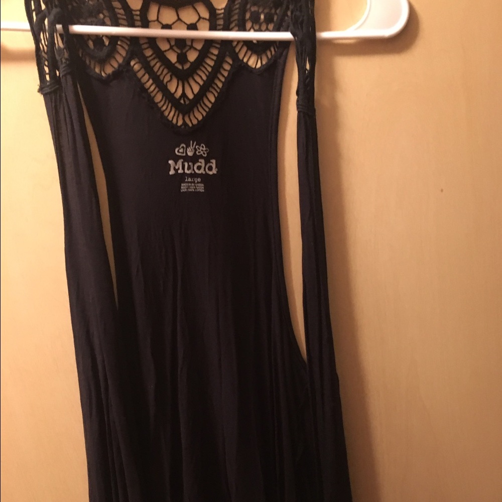 Size large MUDD tank top cardigan 😍