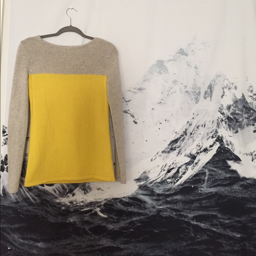 Banana republic color block sweater!!!