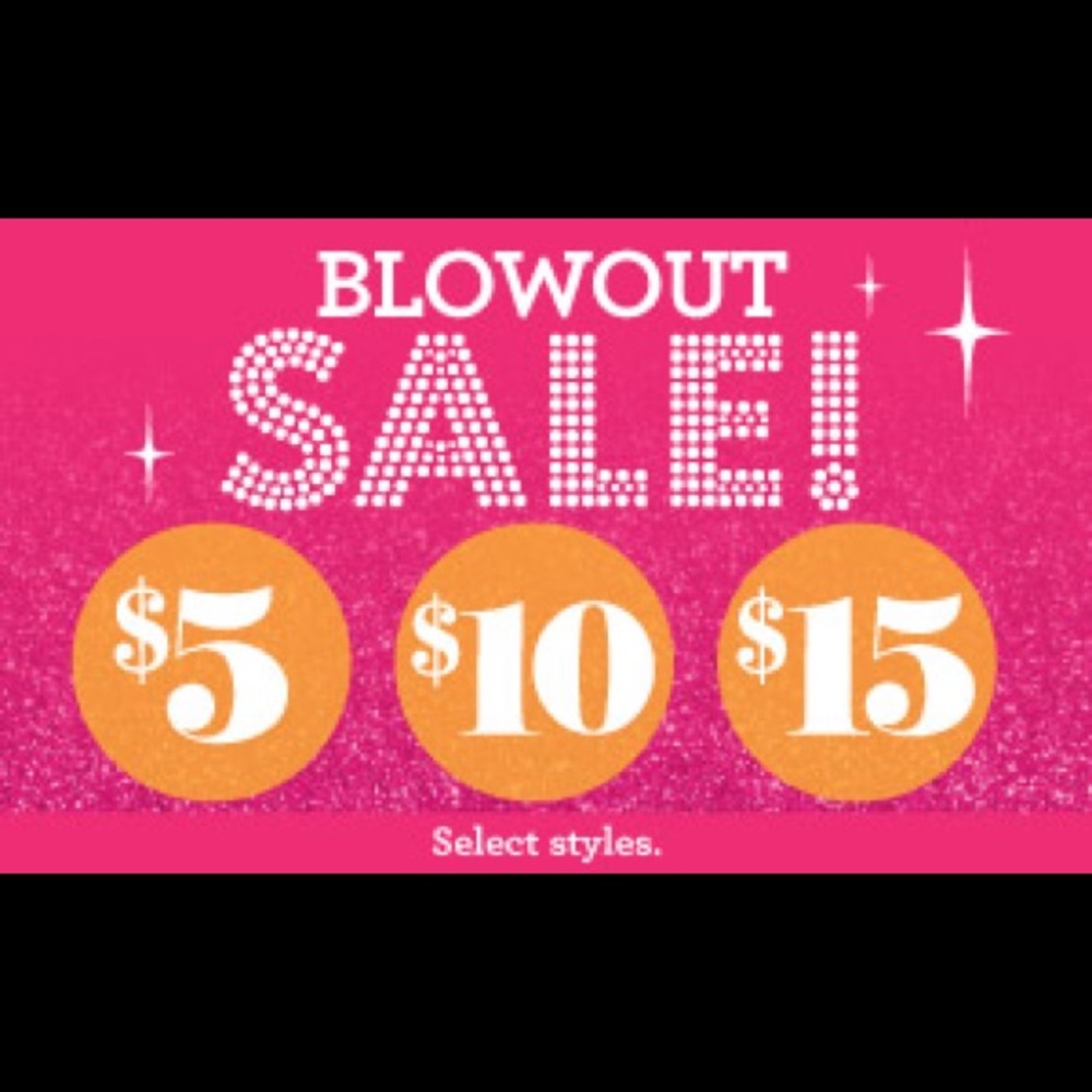 💥💥HUGE CLOSET CLEANOUT💥💥