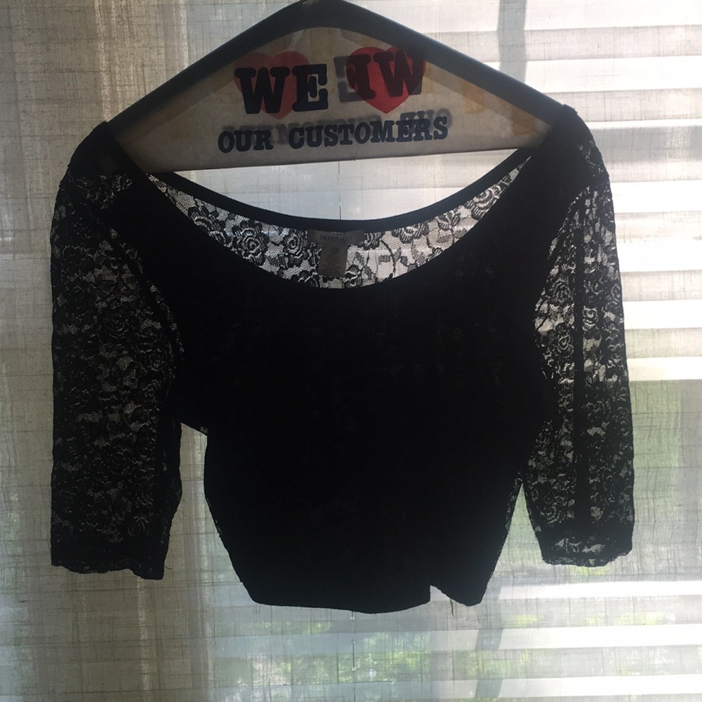Black lace crop top