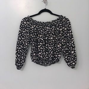 off the shoulder floral top🌼