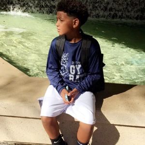 Meet your Posher, Ethan