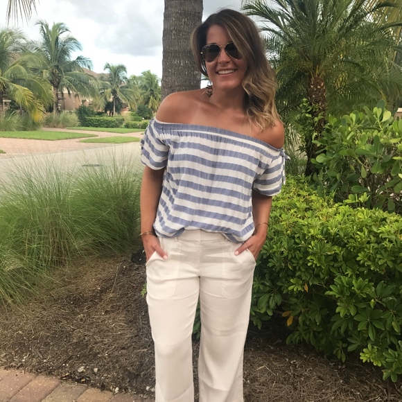 Meet your Posher, Elizabeth! - Picture 2 of 3