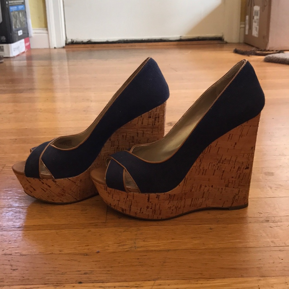 Jessica Simpson wedges