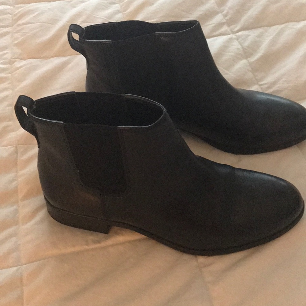 Franco Sarto black leather booties