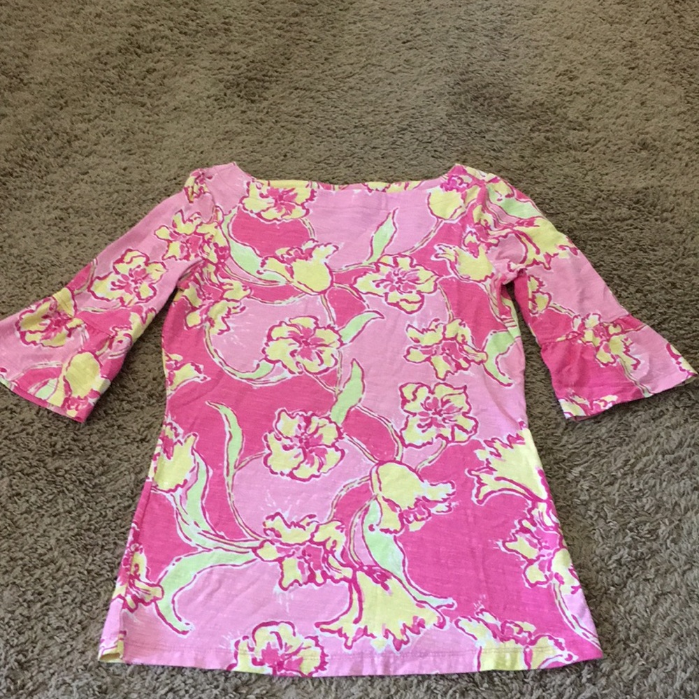Flirty and fun Lilly Pulitzer top