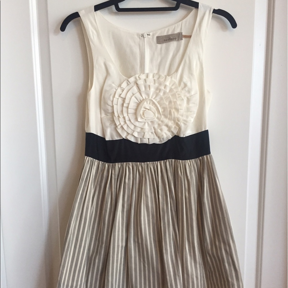 Anthropologie Dress with Pockets!