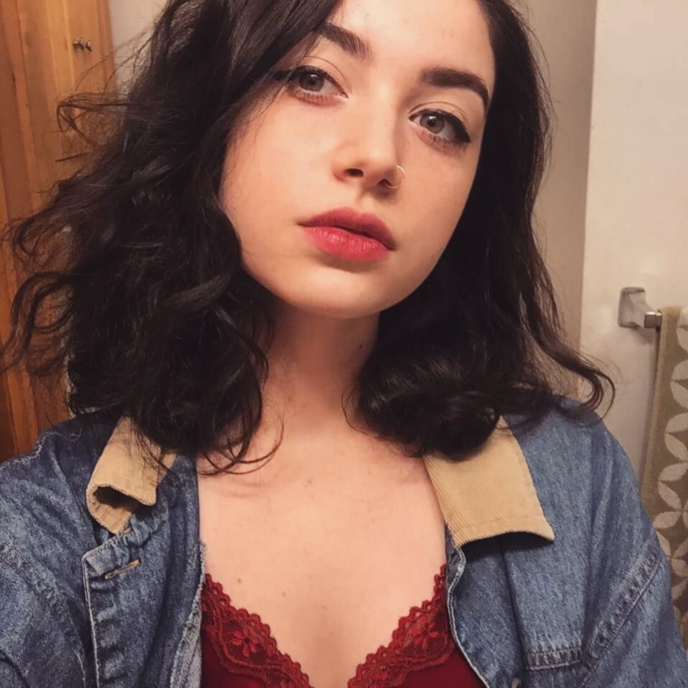 Meet your Posher, Nika