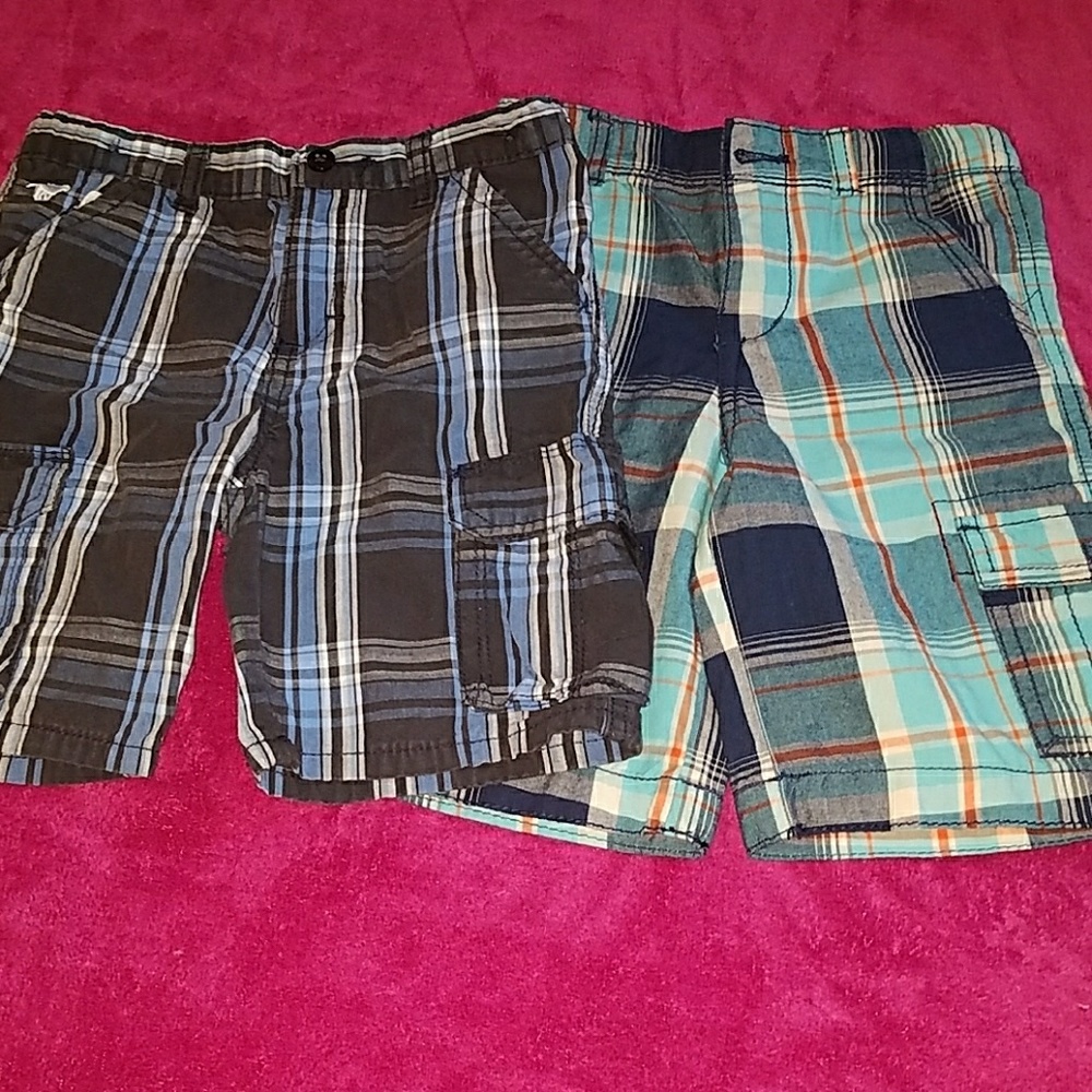 BOYS PLAID CARGO SHORTS