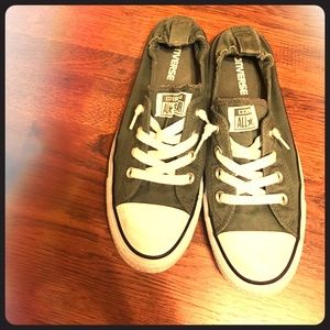 green converse shoreline