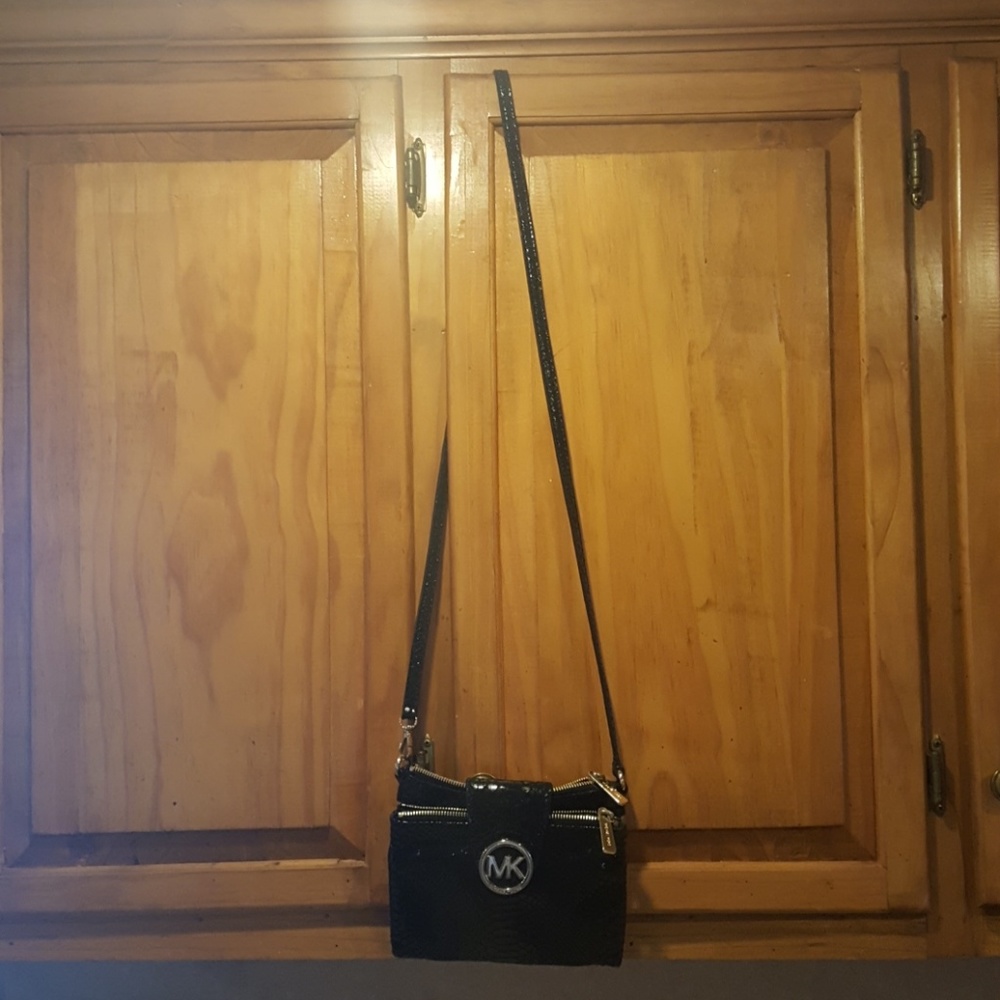 Crossbody bag