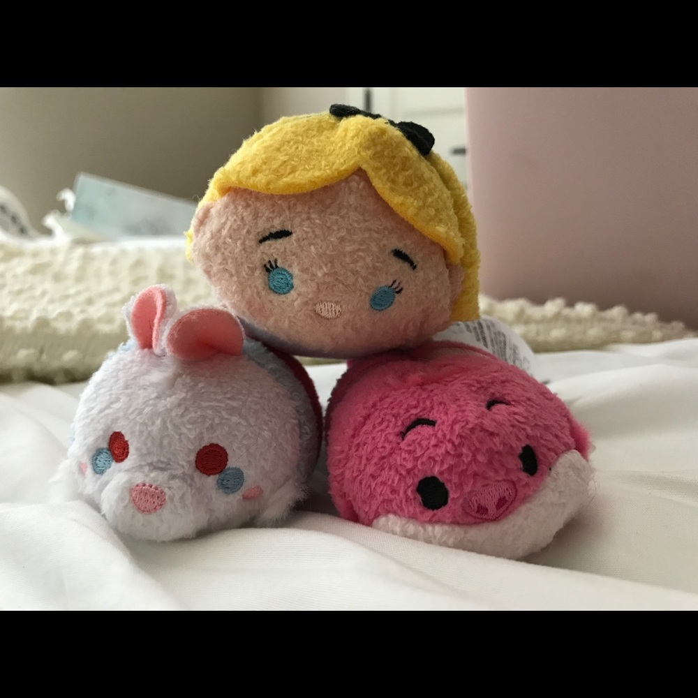 Alice in wonderland mini tsum set :)