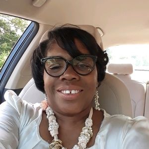 Meet your Posher, Darlene