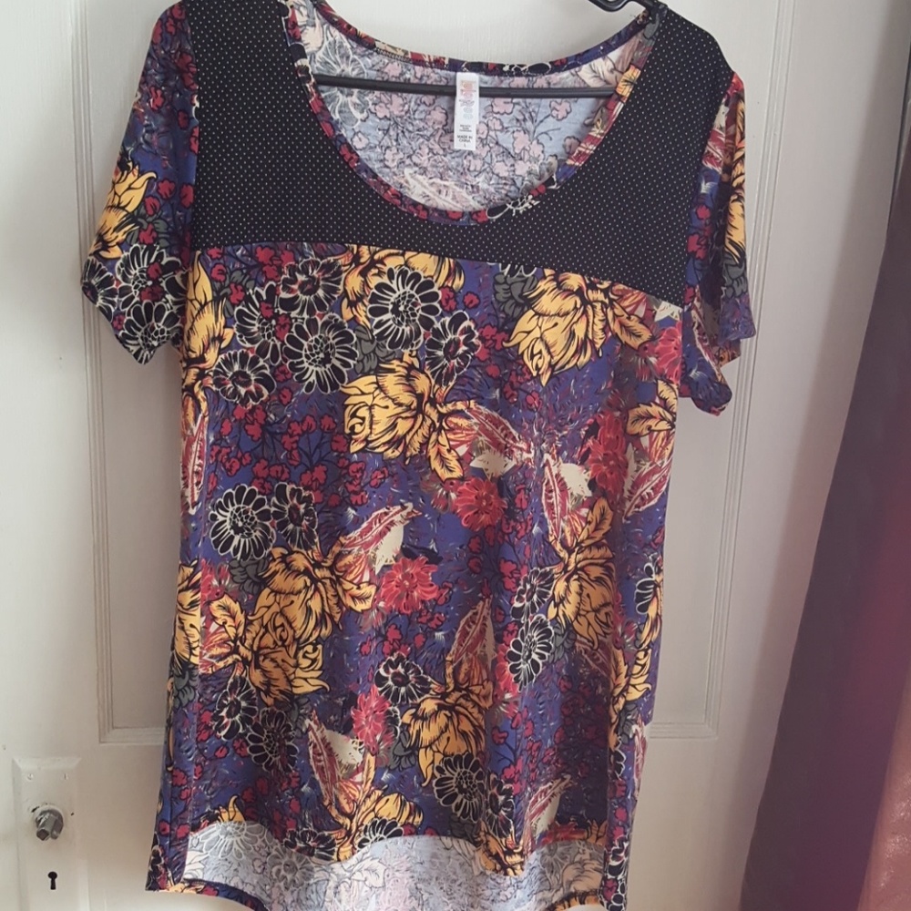 Lularoe Classic Tee