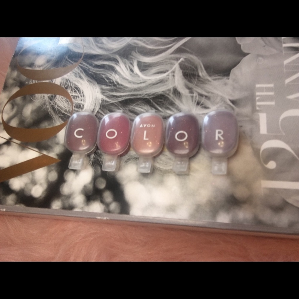 Avon lip color palette