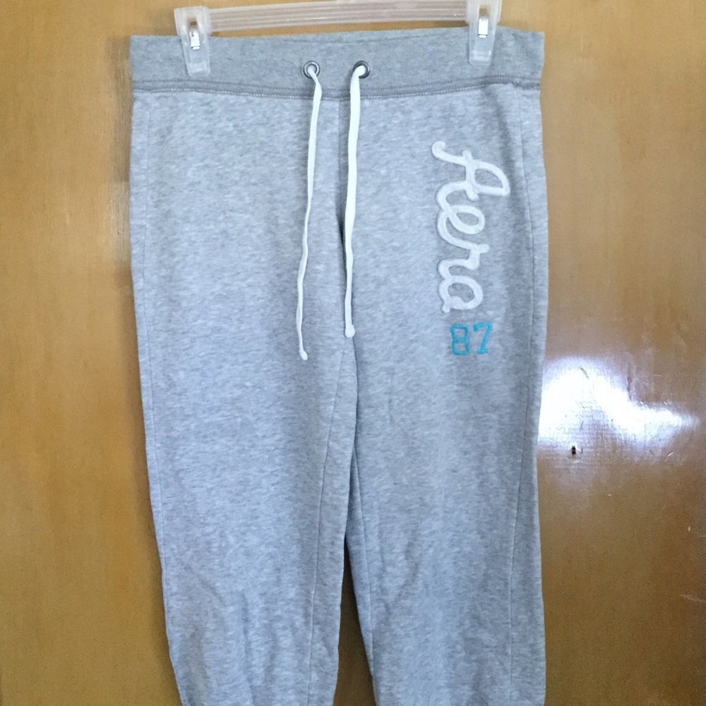 Aeropostale mid leg sweatpants