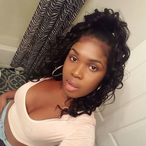 Meet your Posher, Joanna