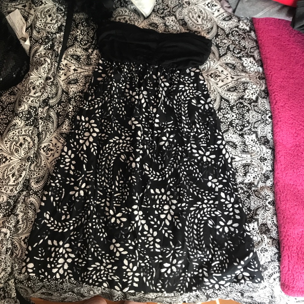Express Strapless dress xs