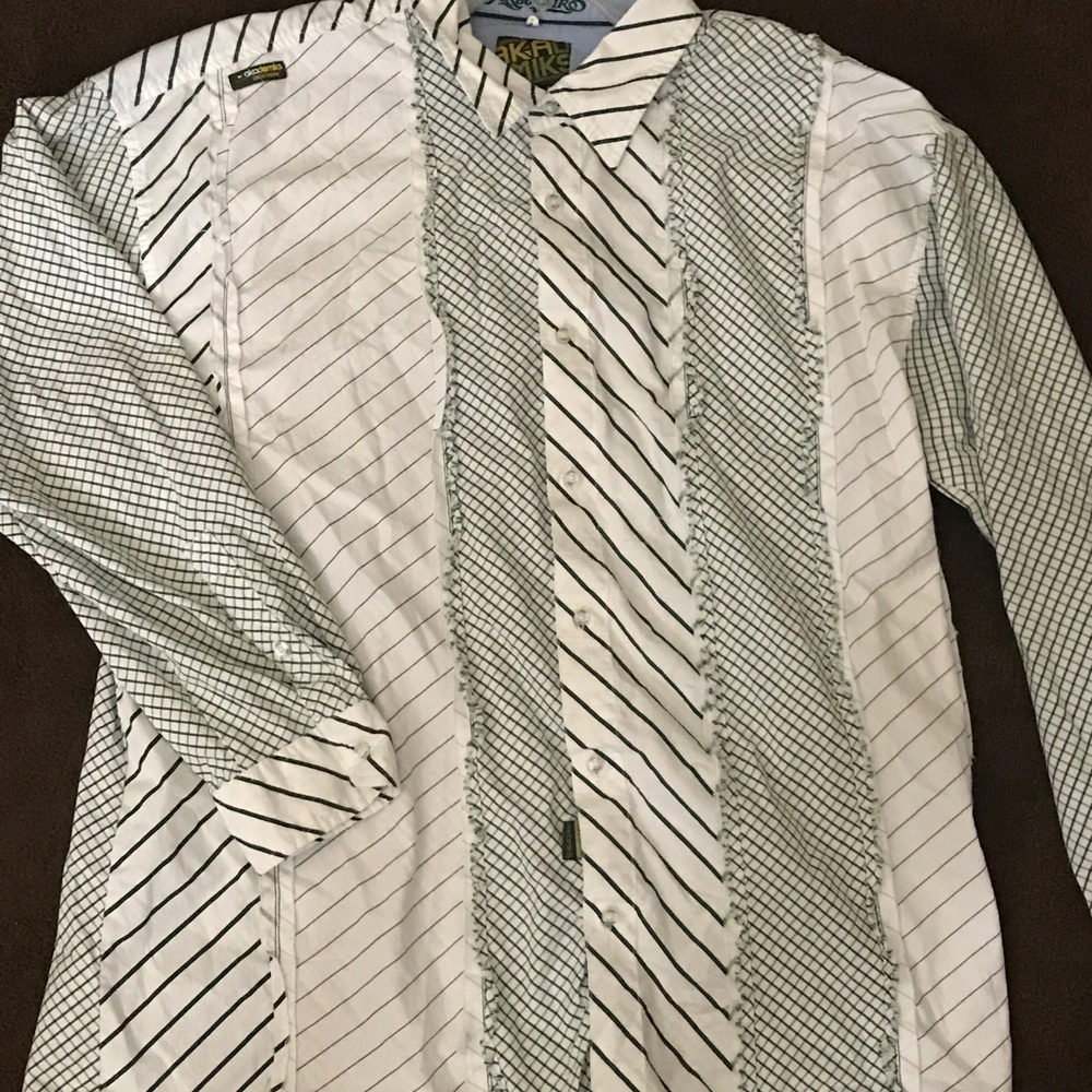 Akademiks Button Down