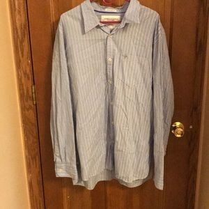 2 sold 3XL American eagle button up shirts