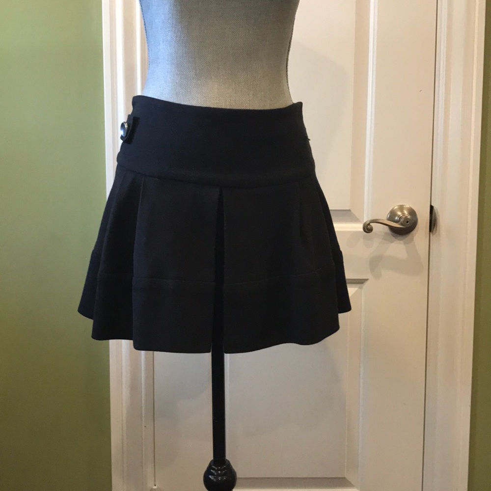 Black skirt