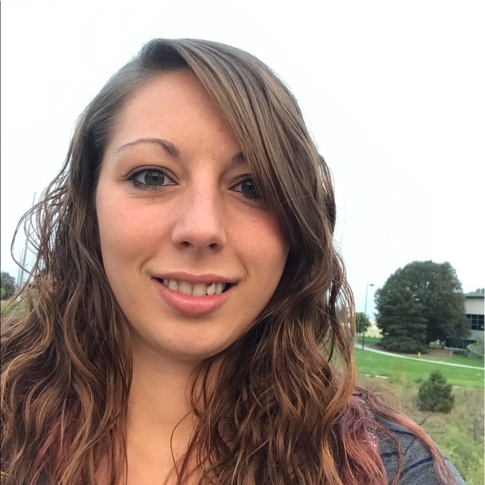 Meet your Posher, Melissa