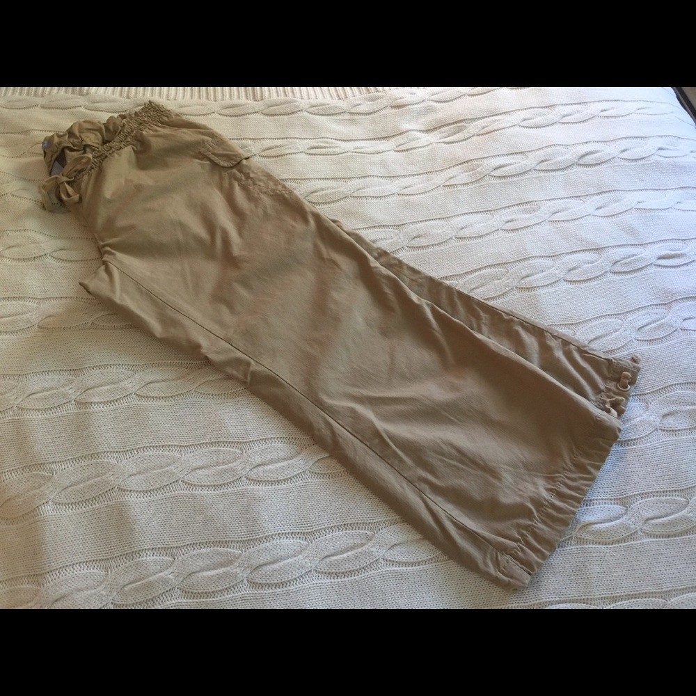GAP Maternity 3/4 pants size S