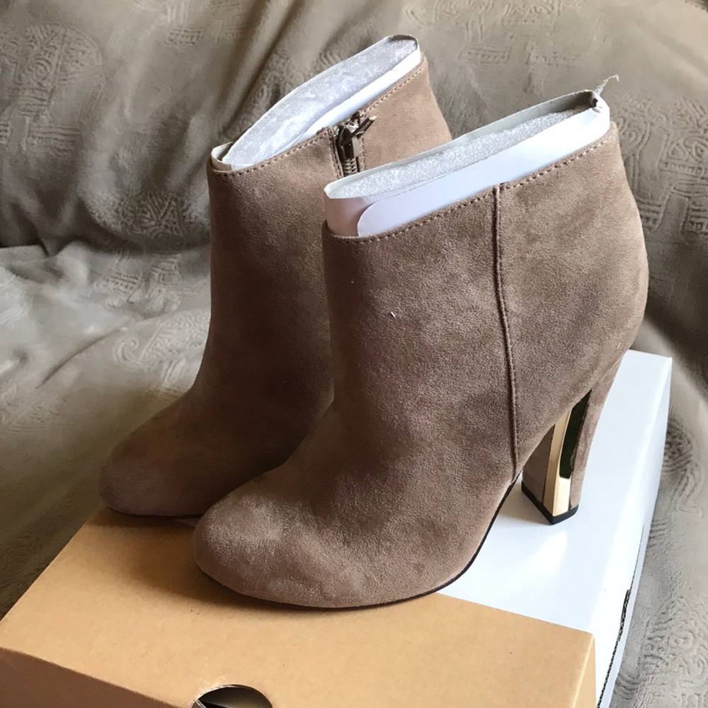 Brand new call it spring boots
