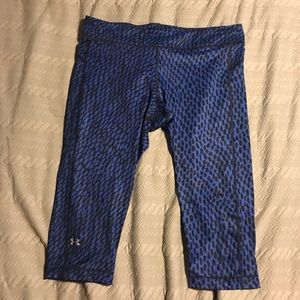 Under Armour cropped workout leggings