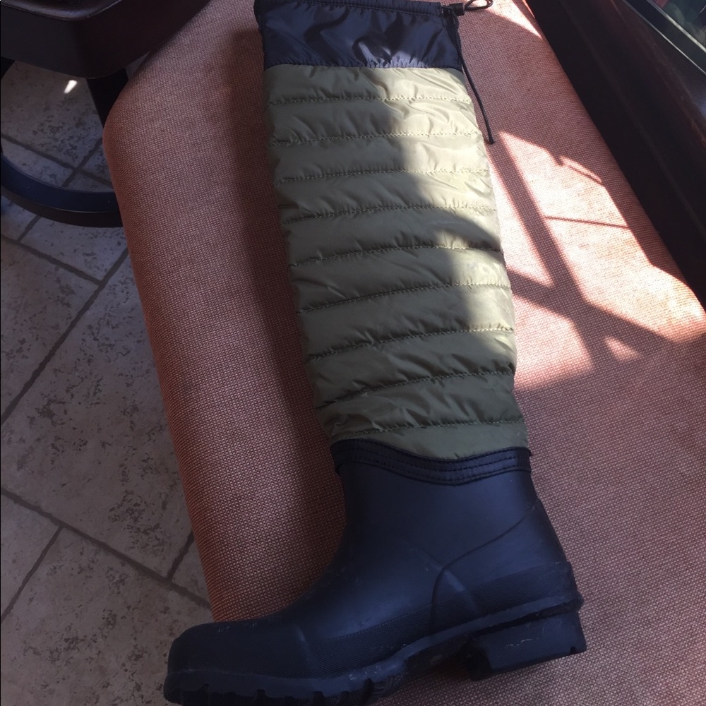 Gently warn Tretorn insulated nylon rain/snow boot
