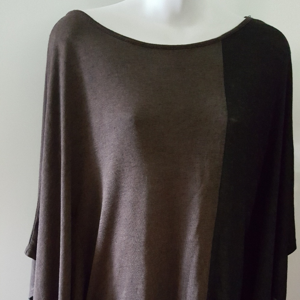 William B bat wing knit top