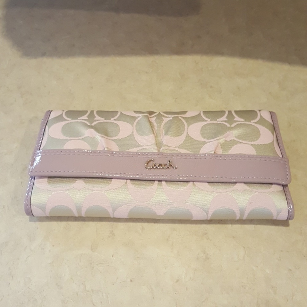 Coach wallet