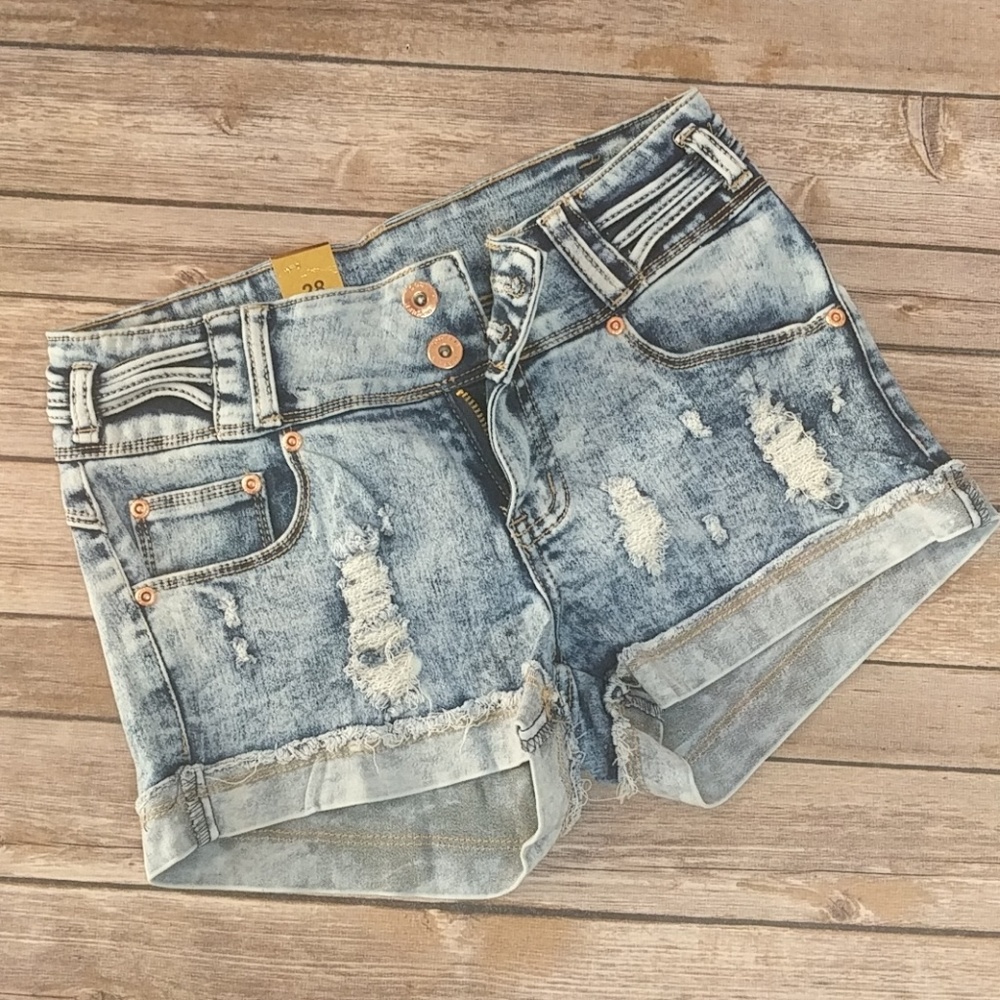 Blue jean shorts NWT