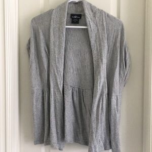 Short sleeve grey cardigan