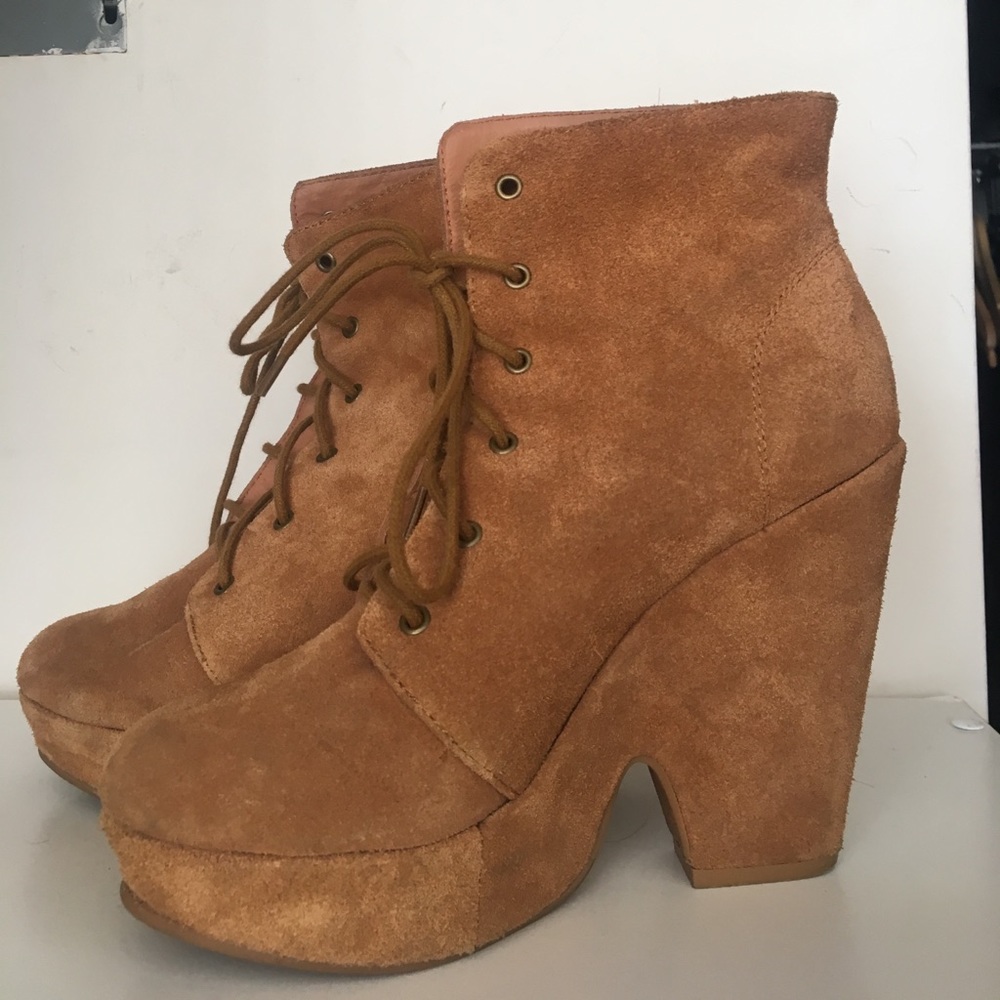 Brown faux suede platform bootie - $8