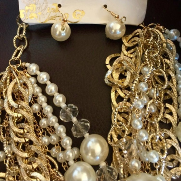 New Chunky Pearl Statement Necklace & Earrings Set - Picture 3 of 5